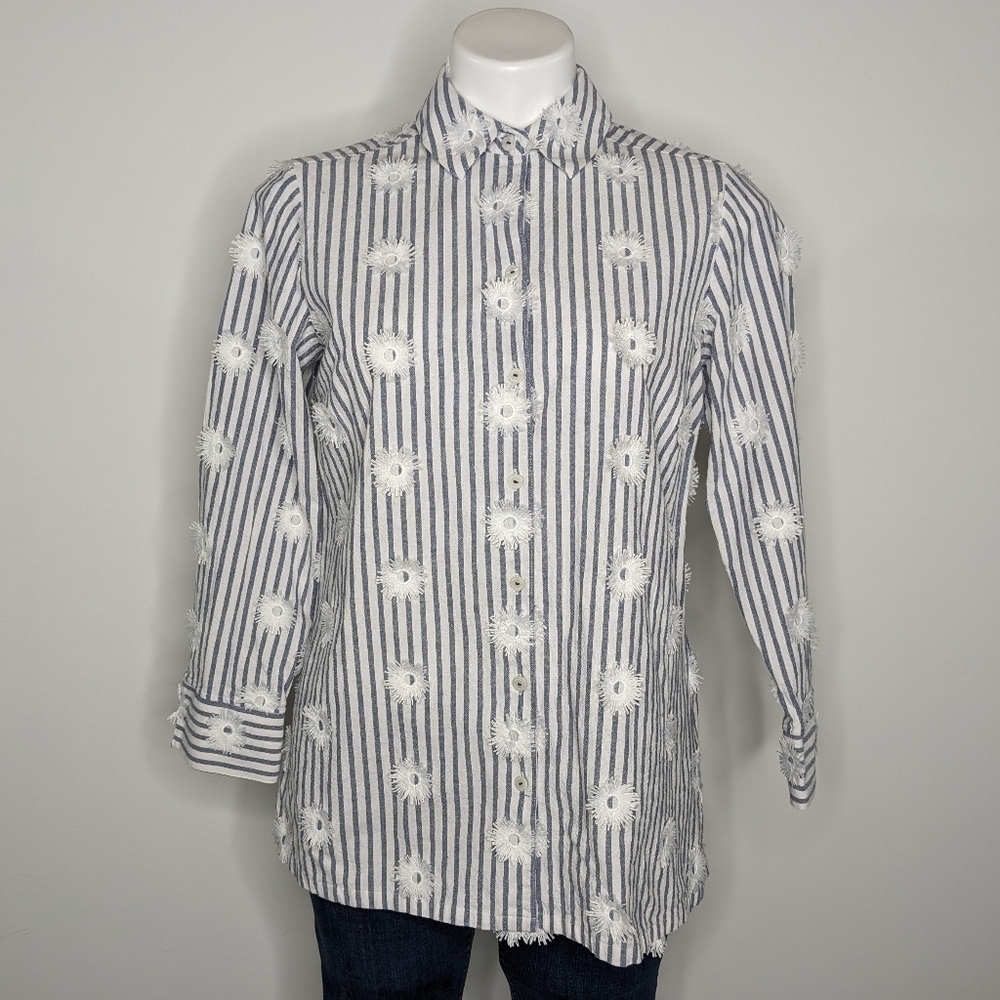 Foxcroft blue white floral embroidered button up shirt 6